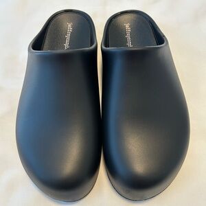 Jeffrey Campbell Jellies Women’s Black Clogs New w/o box